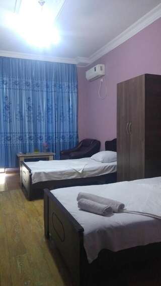 Отель White Rose Батуми Двухместный номер с 1 кроватью и балконом-3